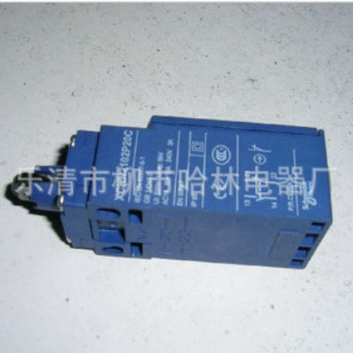 热销批发防水行程开关XCKN2102P20C