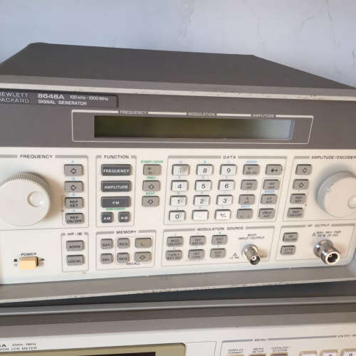 销售回收hp8648a  Agielnt8648a高频信号源HP8648C/HP8648D