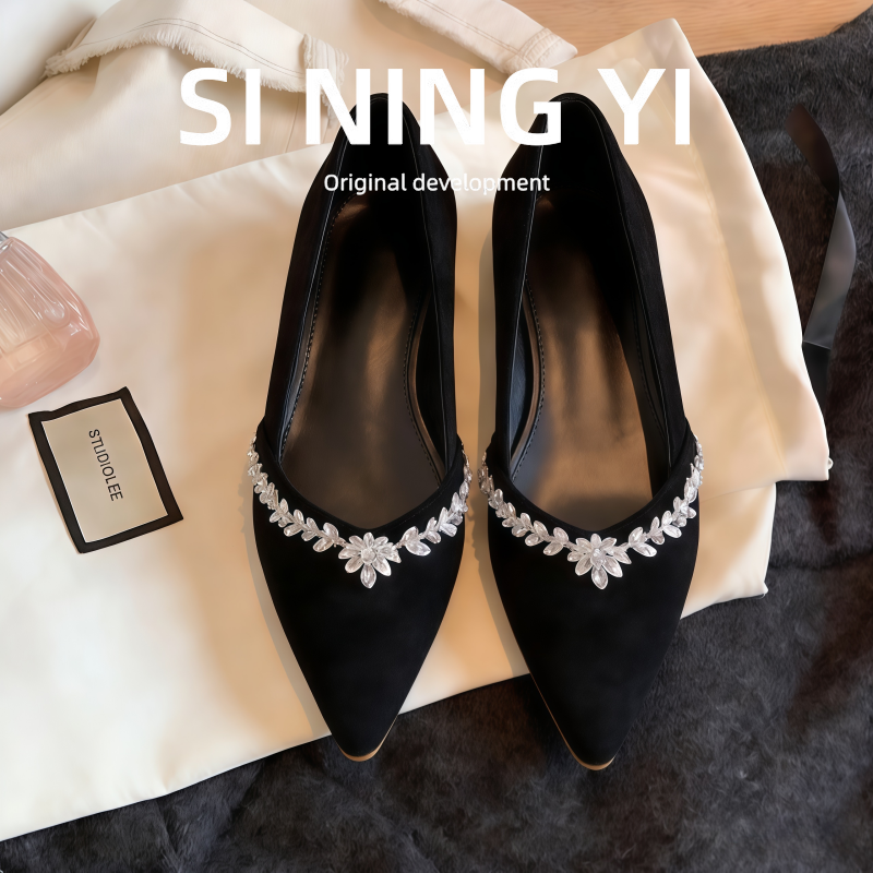 平底单鞋女法式浅口低跟尖头鞋子2026新款软底绒面大码女鞋41到43,女鞋,浅口单鞋,淘宝优惠券,粉丝福利购,淘宝优惠卷