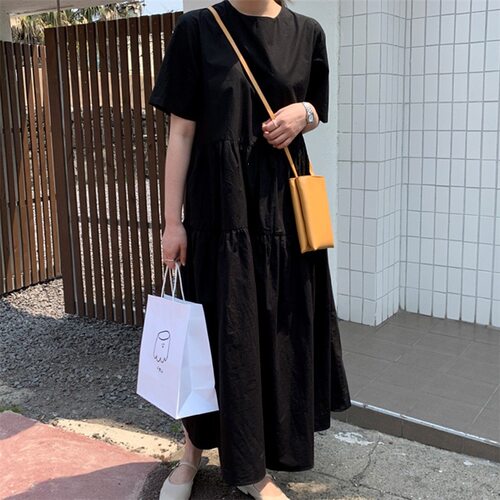 赫本风黑色连衣裙女夏2026新款韩版宽松显瘦短袖气质大码a字长裙