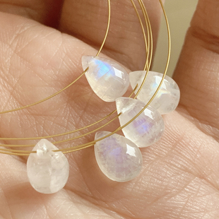 WITH GJ 仙气清水系 隐形梦幻月光石水滴项链女极细简约锁骨链