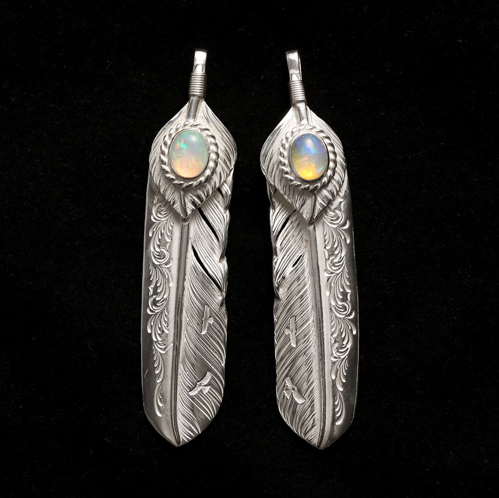 三沐鹫见太郎Taro Washimi镶欧泊石上银唐草飞行羽毛925纯银吊坠