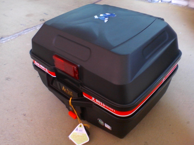 爱得乐电动摩托车尾箱 中号可以装全盔 踏板车后备箱 快拆式 8015