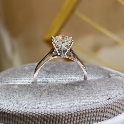 莫桑石钻戒六爪婚戒仿真钻戒