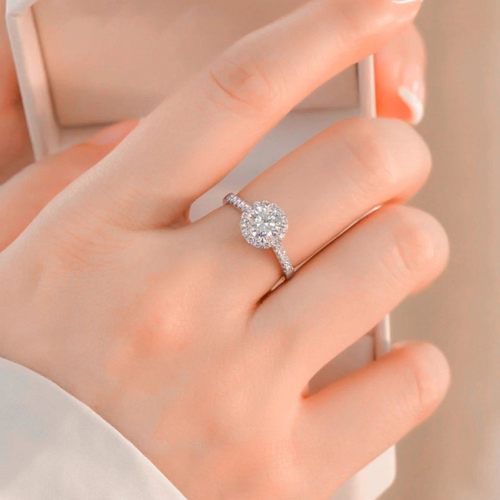 莫桑石一克拉钻戒圆包婚戒纯银