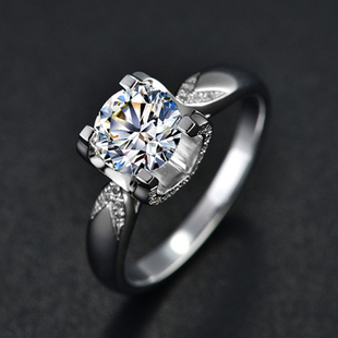 新款 莫桑石钻戒女戒指纯银镀AU750白金铂金结婚仿真钻戒情侣对戒