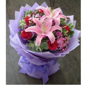 9支百合花束价格 9支百合花束图片 星期三