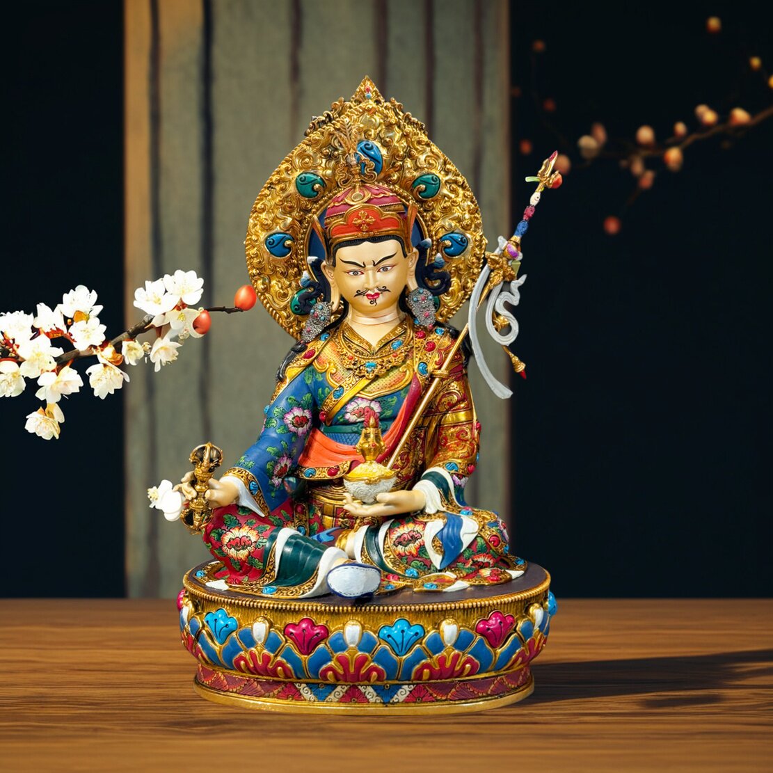 藏式纯铜鎏金莲花生佛像手工錾刻