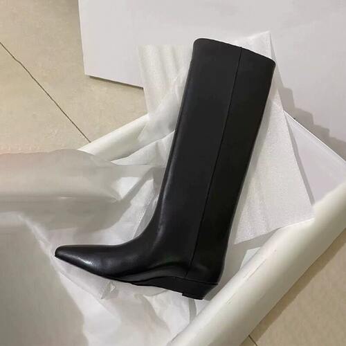 黑色尖头骑士高筒靴女秋冬新款