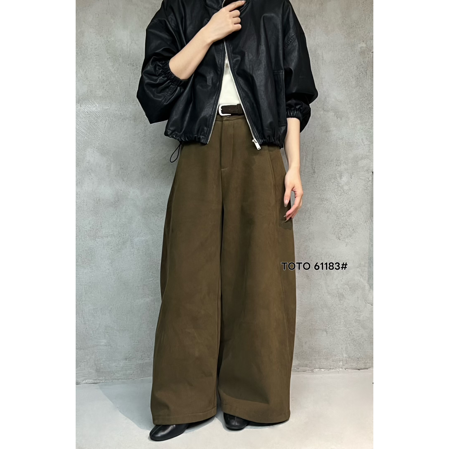 ZOZ-版TOTO百搭显瘦不挑人小弯刀宽松阔腿裤休闲裤(配腰带)61185