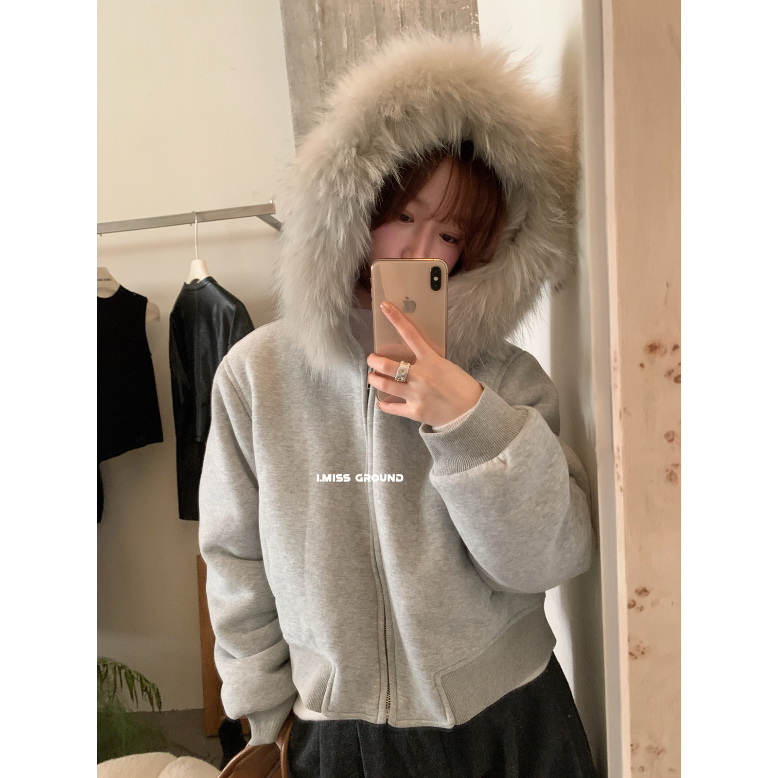 IMISS-领加绒加厚兔毛内里连帽短外套(配可拆卸真兔毛毛领)H90585