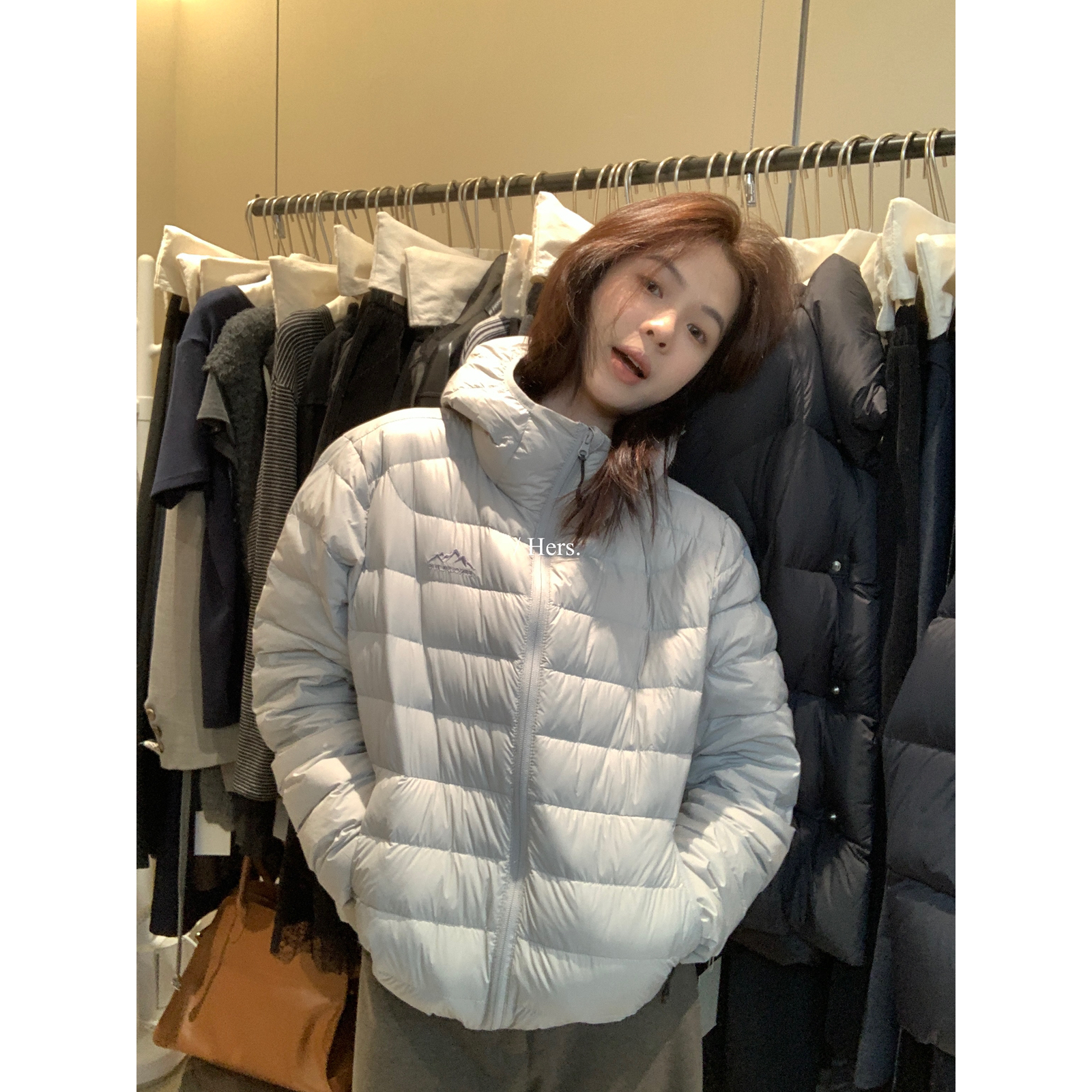Hers-冬上新简约户外休闲轻运动感登山服保暖羽绒服外套92557