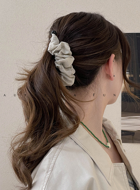 FUNCOCO｜紧实发量少显多~秋冬布艺竖式固定马尾发夹后脑勺香蕉夹