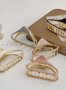 FUNCOCO｜珠光流沙~简约设计感后脑勺盘发抓夹高级百搭金属鲨鱼夹