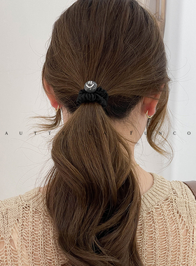 FUNCOCO｜不伤发简约笑脸发圈仿真丝秋冬新款2024丸子头低马尾绳