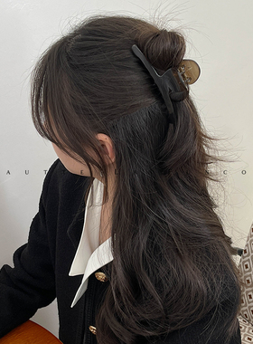 气质抓夹女中号高级感后脑勺盘发鲨鱼夹发量少发夹子头饰网红韩国