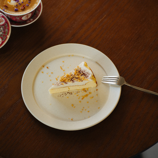 伍杯景德镇咖啡厅点心盘陶瓷平盘20.5CM蛋糕盘圆形暖白色简约