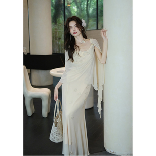 饰V领优雅弹力修身 彼得潘大叔 小花朵装 法式 连衣裙 弗蕾尔