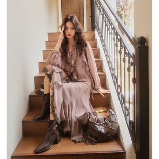 饰上衣不规则半裙 木耳边立领蕾丝花边装 彼得潘大叔 山川只秋