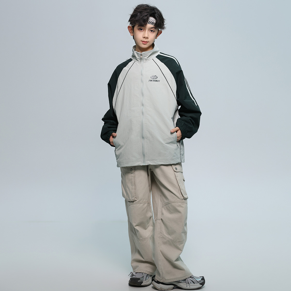 男童女童棒球服2025春装初中生青少年简约撞色拼接运动外套
