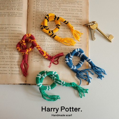 哈利波特学院手工钩织娃娃围巾