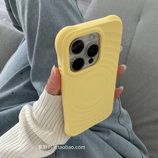 C家壳波漾磁吸液态硅胶适用小米15/14手机壳13奶黄色oppoFindx8亲肤软糯防滑耐脏四角加厚防摔X8pro高级感女