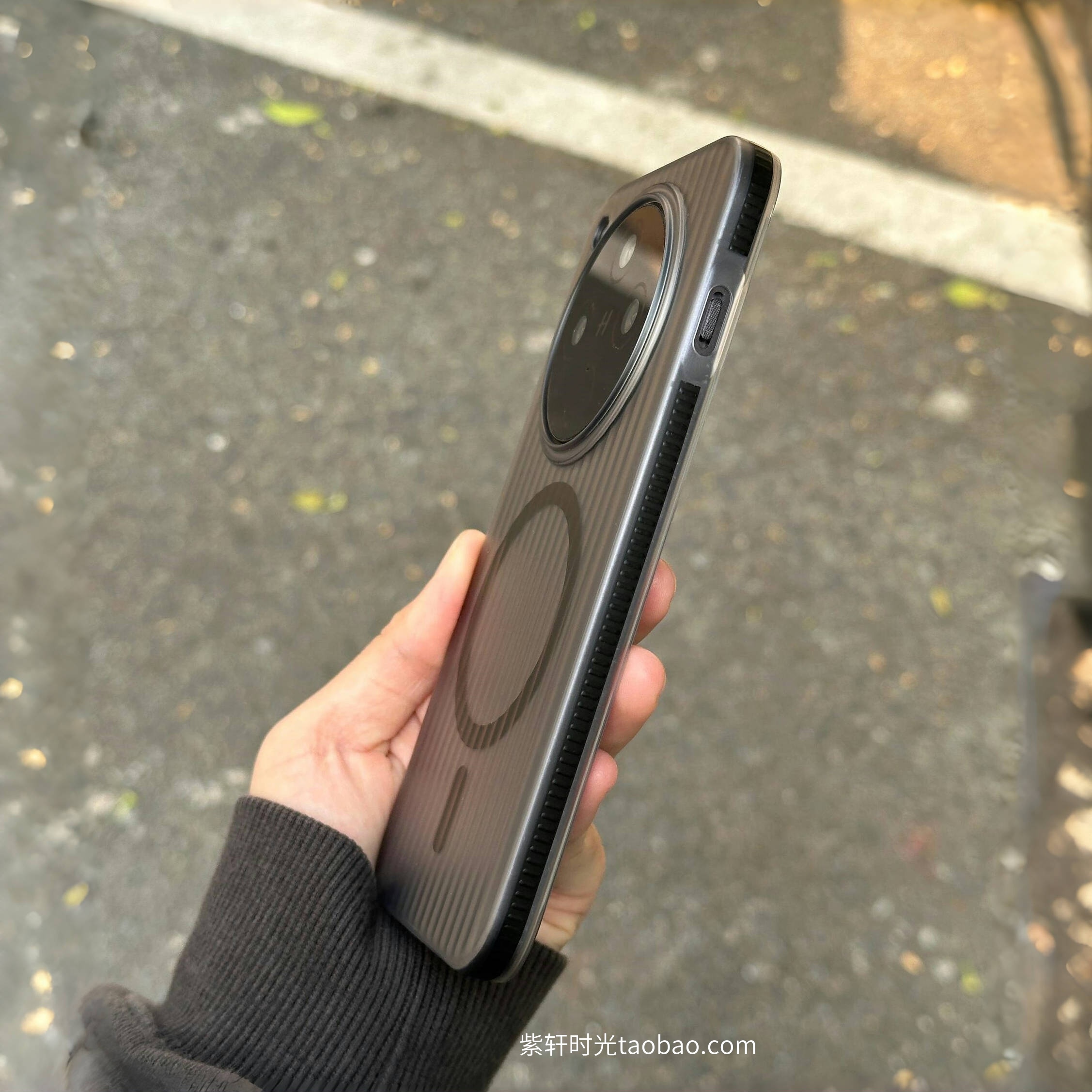 黑色防滑条纹瓦楞磁吸壳适用vivoX200s手机壳X200pro mini行李箱纹iQOO13肤感PC硬壳电镀按键磨砂防指纹男女