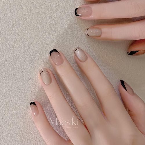 黑色线条法式美甲经典纯手工