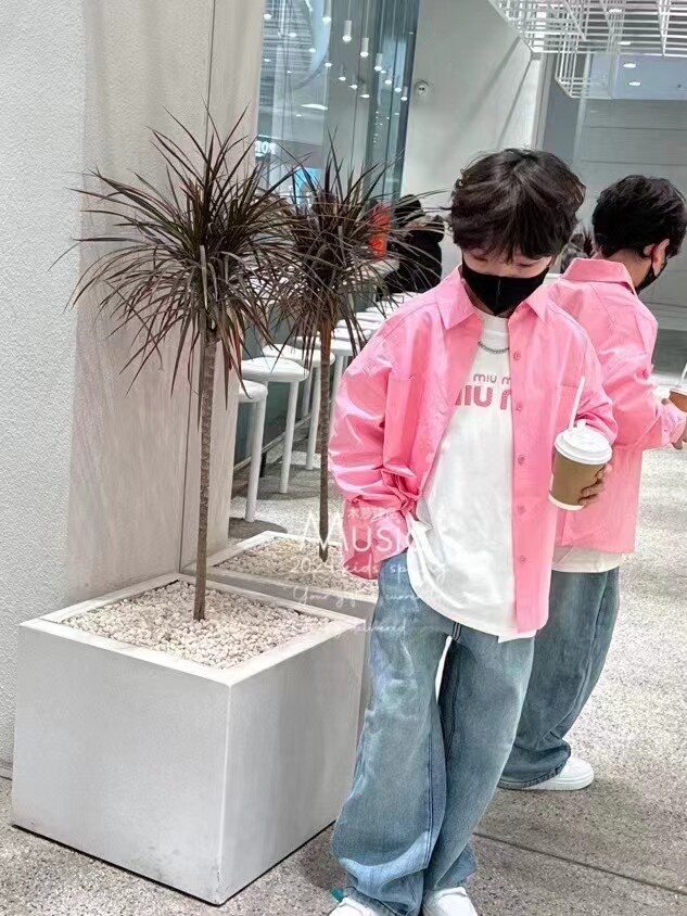 木莎衬衣24春秋装新款洋气女童长袖上衣外套潮韩版男童粉色衬衫潮