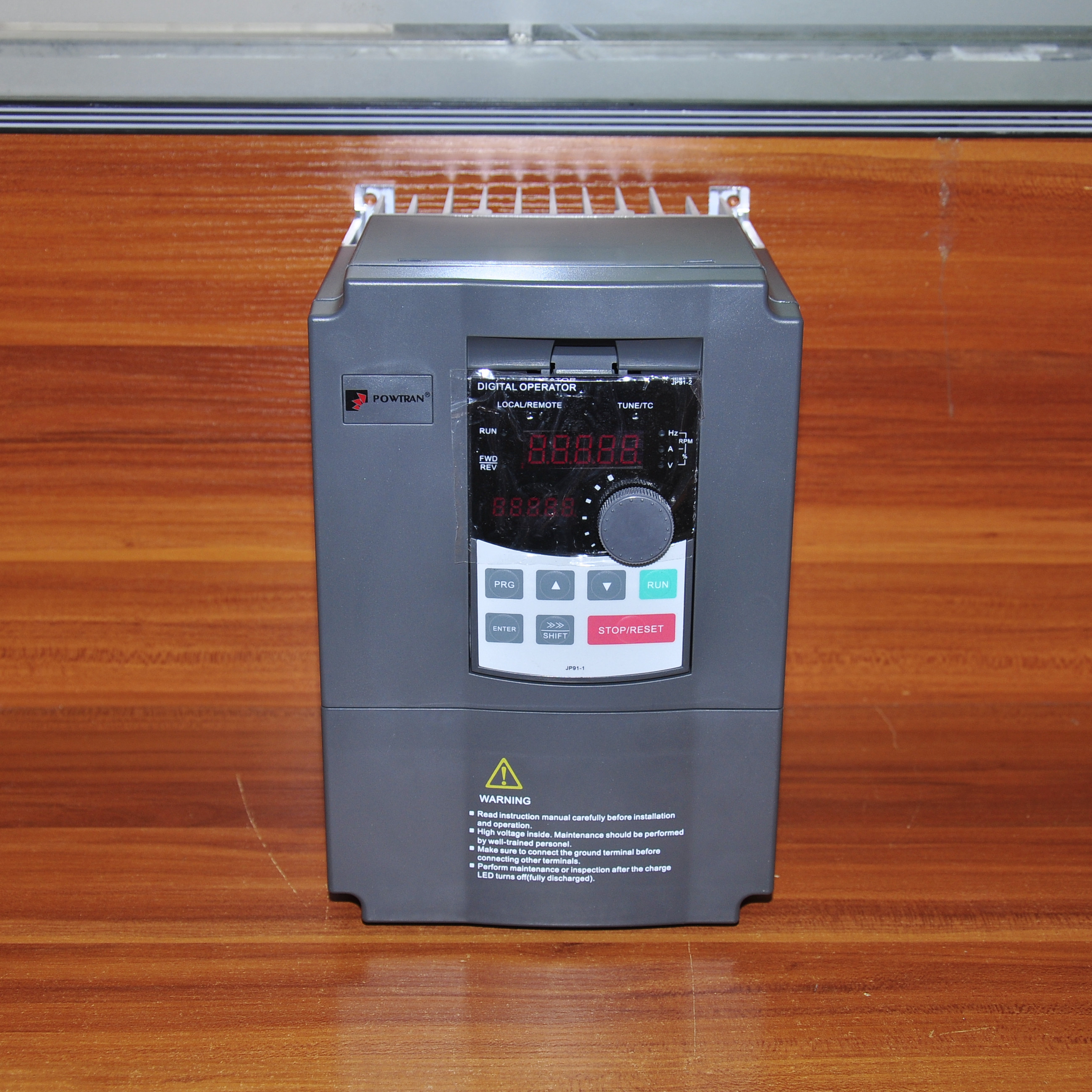 普传PI9130A0R7G3全新变频器