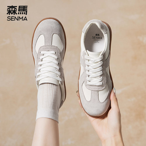 森马圆头德训鞋女休闲鞋