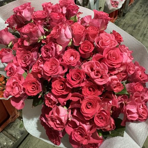 月亮湾多头玫瑰泡泡云南昆明基地直发同城速递鲜花花束玫瑰圣诞节