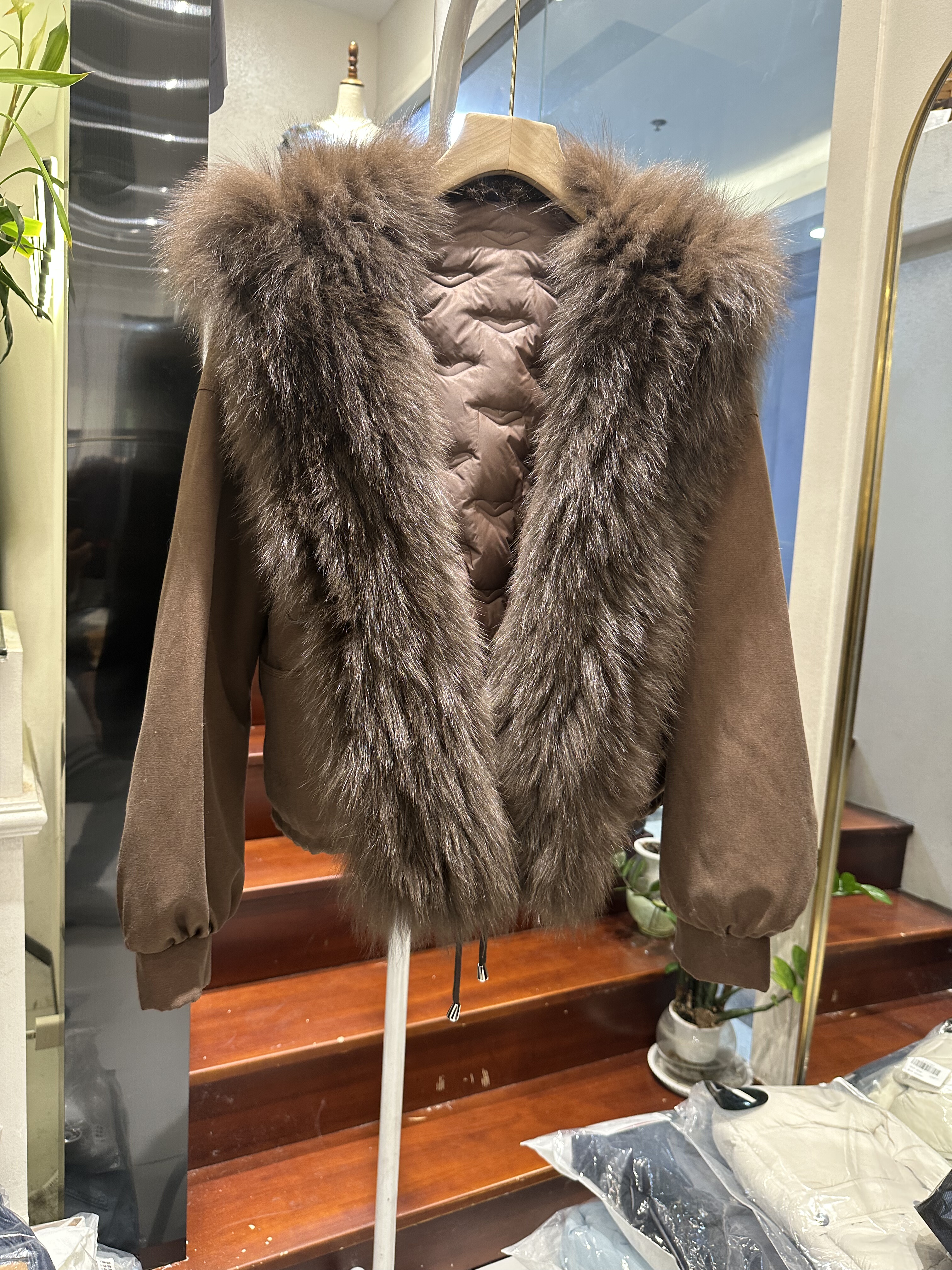 真狐狸毛皮草外套女欧货2025冬季新款宽松休闲鹅绒内胆派克服5505
