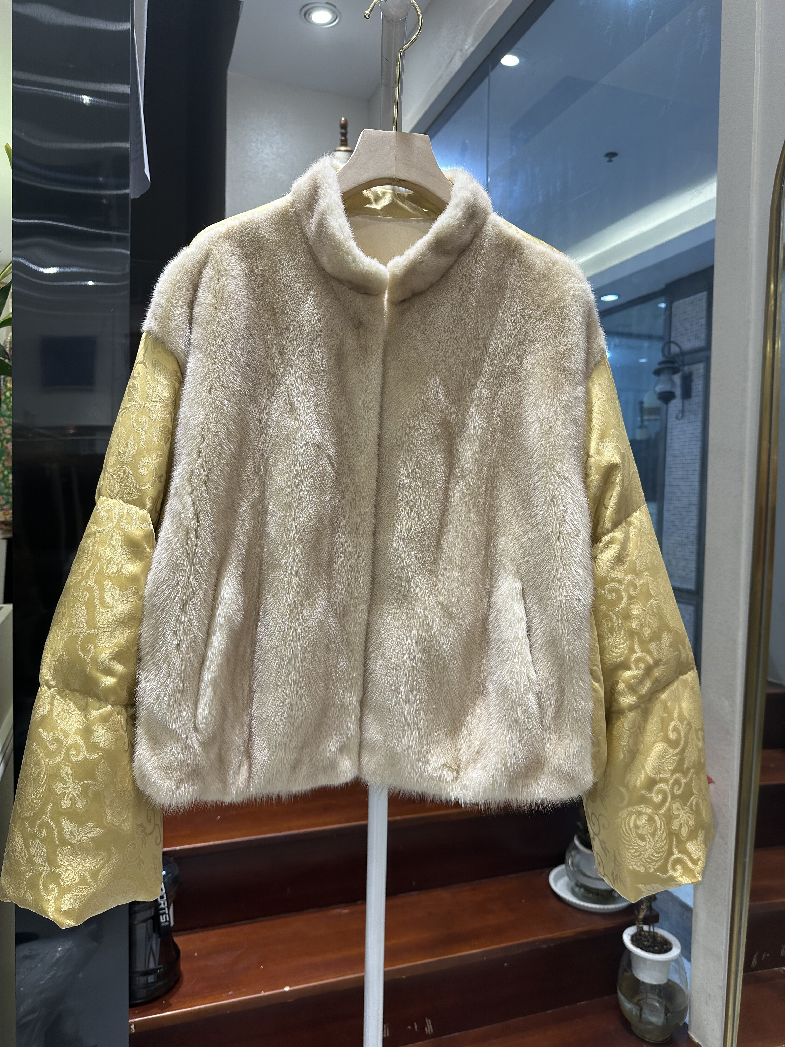 欧货正品新中式轻国风立领桑蚕丝提花水貂毛百搭鹅绒服外套5071