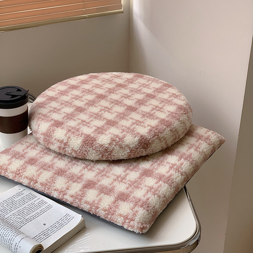 羊羔毛小香风慢回弹秋冬毛绒坐垫