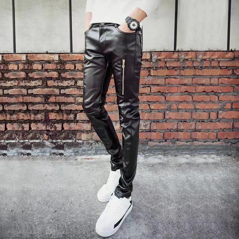 남성 가죽 바지 새로운 스타일 2023 핫 스타일 겨울 PU 플러스 벨벳 오토바이 가죽 바지 작은 발을 위한 따뜻하고 기능적이며 세련되고 잘생긴 바지