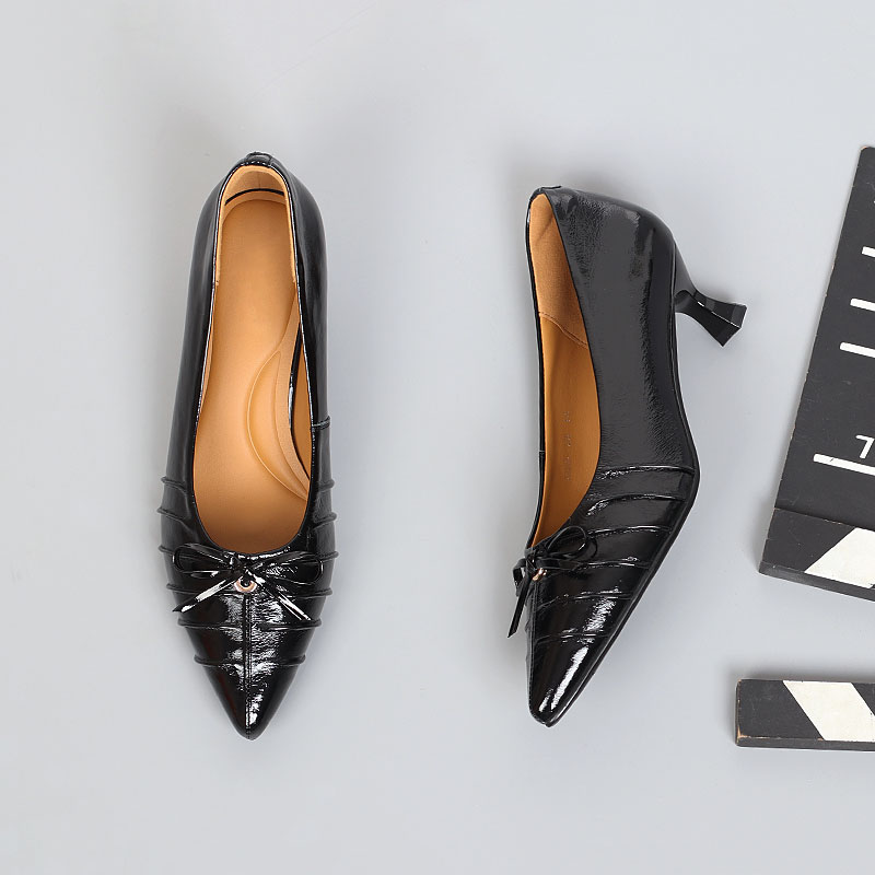 胖mm鞋宽胖脚单鞋41-43大码女鞋2025夏季新款时尚舒适浅口小皮鞋