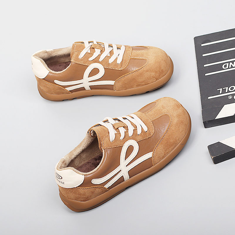 胖mm鞋宽胖脚时尚棉鞋41-43大码女鞋2025冬季小白鞋新款加绒板鞋