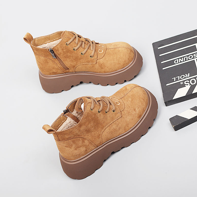 冬季新款2025大码女鞋41-43时尚休闲棉靴脚宽胖特大号加绒马丁靴