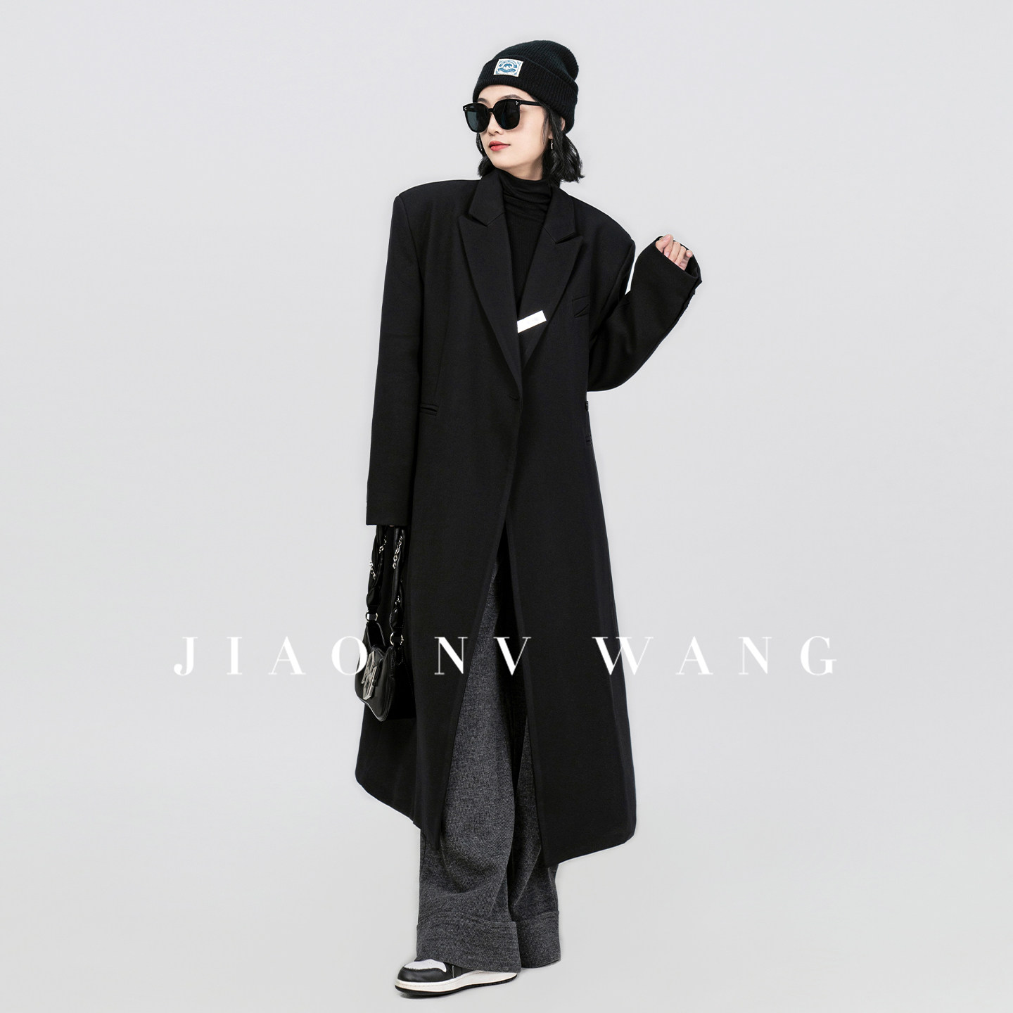 娇女王长款正肩老钱风大衣现货