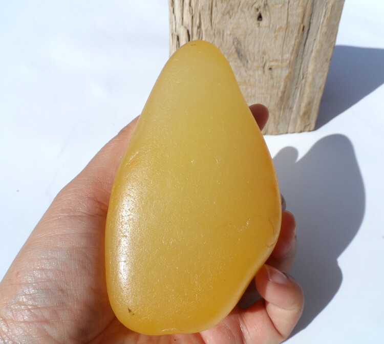新疆花纹红玉髓 戈壁水胆玛瑙 珠宝奇石
