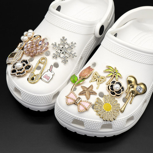 金属水钻洞洞鞋可拆卸鞋花配饰装饰扣可拆卸鞋扣智必星配饰鞋配件