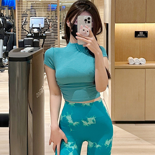 健身短袖女高领欧美性感修身瑜伽上衣绿色训练服套装辣妹运动T恤