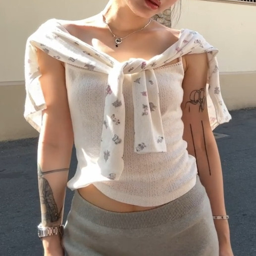 2025年新款设计感印花法式长袖开衫白色吊带背心半身短裙三套装,女装/女士精品,时尚套装,淘宝优惠券,粉丝福利购,淘宝优惠卷