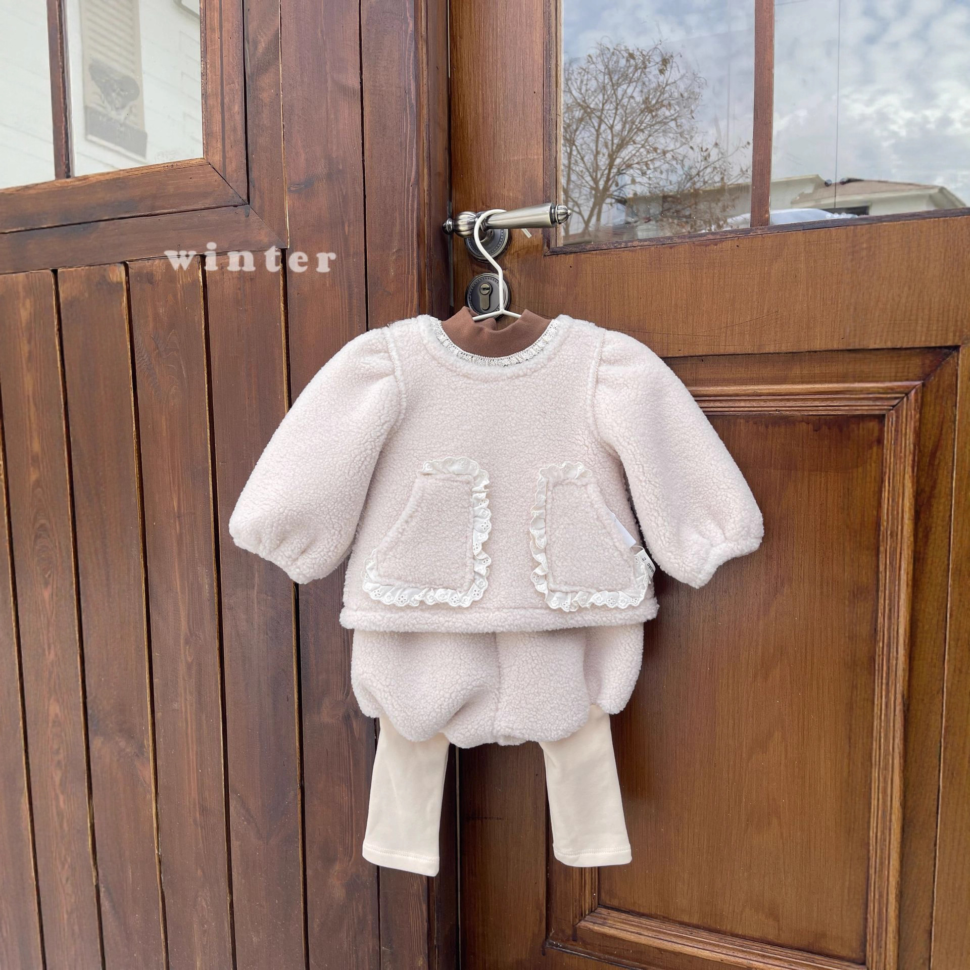 25冬季新款女童冬季衣服宝宝外出服摇粒绒韩版童装婴儿加绒套装