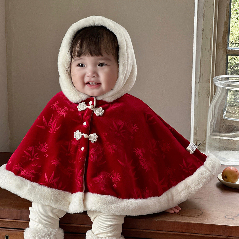 新中式婴儿披风斗篷加绒保暖女宝宝防风外套中国风可爱披肩带帽