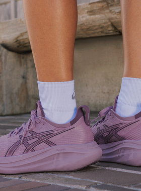 代购ASICS GEL-NIMBUS 27亚瑟舒适浅紫色网面透气耐磨女士跑步鞋