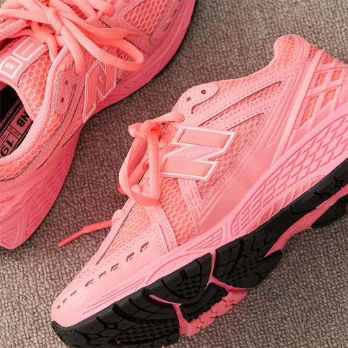 代购New Balance 1906 X ASOS联名款霓虹粉透气网眼男女运动跑鞋