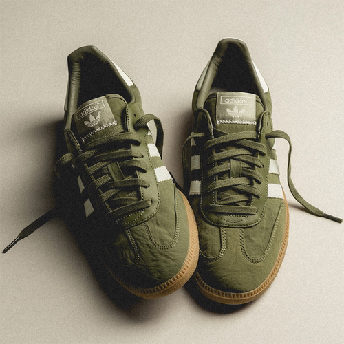 ADIDAS橄榄绿海军蓝尼龙鞋面板鞋