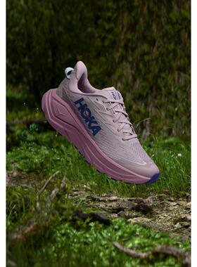 代购Hoka OneOne女士越野跑鞋缓震防滑透气跑鞋织物合成材质防水